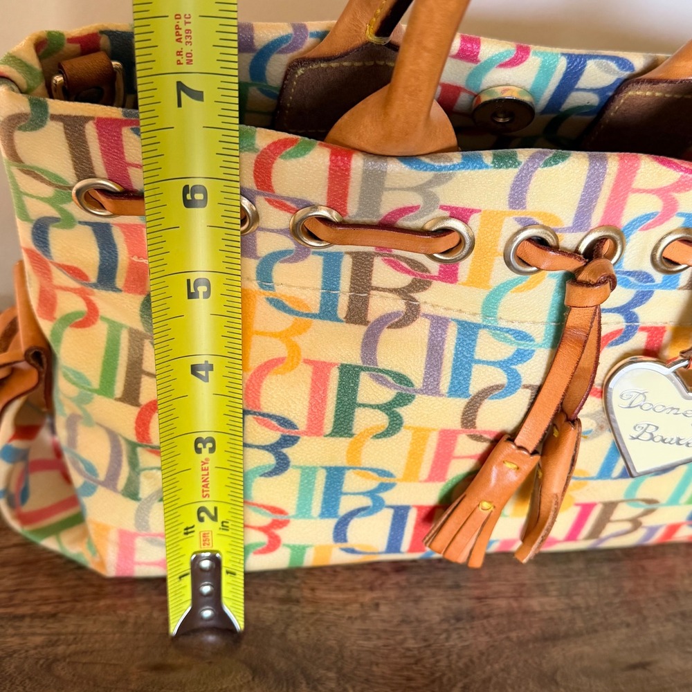 Dooney & Bourke Multicolor Mongram Tote Bag Leather Trim Tassel Charm Y2K Preppy - Picture 11 of 15